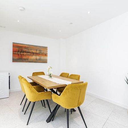 Luxury Spacious Flat With Communal Gardens And Parking ロンドン エクステリア 写真