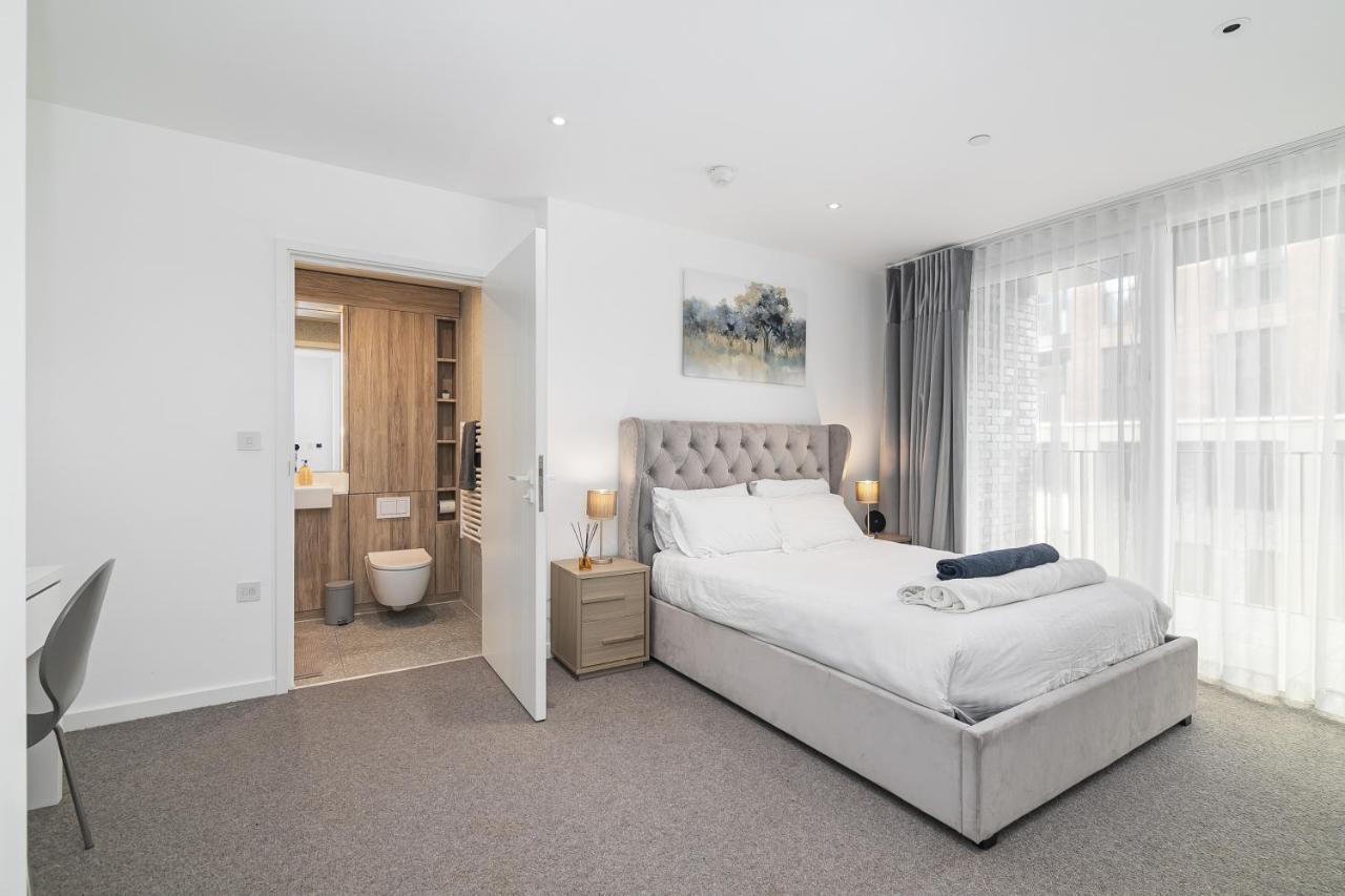 Luxury Spacious Flat With Communal Gardens And Parking ロンドン エクステリア 写真